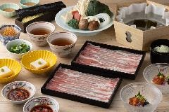 【厳選豚肉と和牛】出汁しゃぶ会席「紫蘭 しらん」