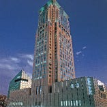 阪急梅田駅茶屋町口からすぐ、ホテル阪急インターナショナル25階にございます 阪急梅田駅茶屋町口からすぐ、ホテル阪急インターナショナル25階にございます