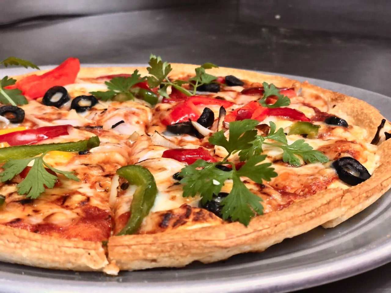 オーシャンズ ピザ - アメリカンスタイルピザ