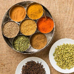 インドレストラン・BAR チチル＆シシリ