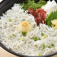 しらすと伊勢海老の忠兵衛