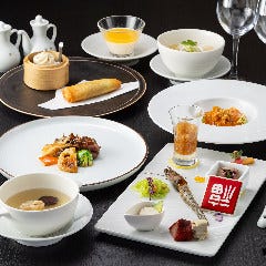 【贅沢コース 九州七彩巡り】天草産伊勢海老のチリソース、糸島産牡蠣の麻婆豆腐など全7品 16,500円(税込)