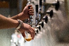 クラフトビール量り売りTAP＆GROWLER下北沢店