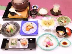 季節会席【五千円】 6,050円(税サ込)