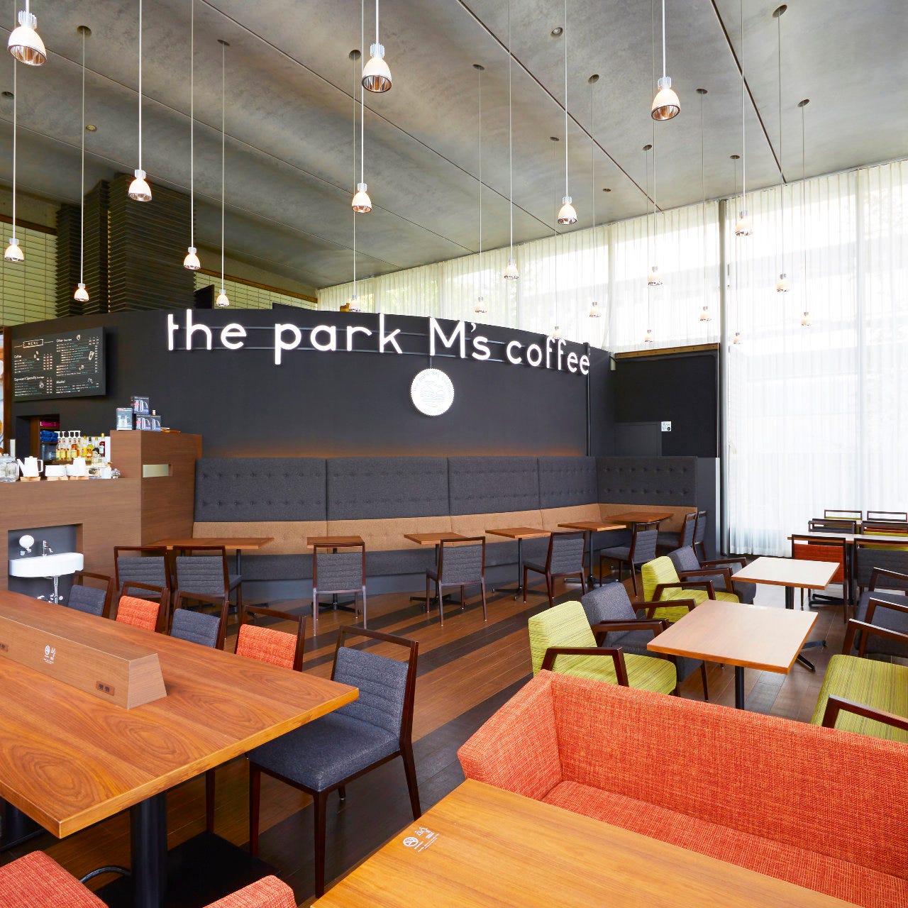 the park M’s coffeeの店内