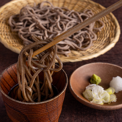 鶏焼きと信州戸隠蕎麦 なゝ樹 中目黒