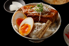 角煮丼屋くろしろ