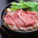 すき焼きのお肉はご当地ブランド牛を季節変わりで使用♪ すき焼きのお肉はご当地ブランド牛を季節変わりで使用♪