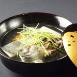 白葱とすっぽんの椀物 白葱とすっぽんの椀物