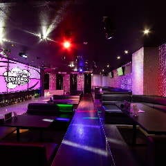 KARAOKE＆AMUSEMENT BAR BOOBOO（ブーブー） 天神西通り店