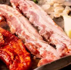 韓国家庭料理と焼肉 両班 新大久保店