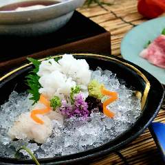 季節を彩る単品料理もお楽し頂けます 季節を彩る単品料理もお楽し頂けます