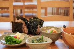 玄米おにぎり ひとやすみ