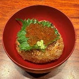 たっぷりイクラ乗せ 焼おにぎり 濃厚雲丹醤油 たっぷりイクラ乗せ 焼おにぎり 濃厚雲丹醤油