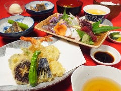 活魚料理ダイニング 博多魚市 博多本店