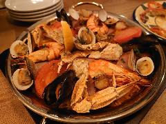 地中海バル GRATERRA（グラテッラ） 新宿3丁目店