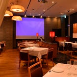 【設備充実】プロジェクターやマイクも完備 【設備充実】プロジェクターやマイクも完備