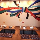 足をゆったり伸ばして過ごせる掘りごたつ席 足をゆったり伸ばして過ごせる掘りごたつ席