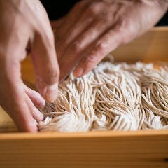 北新地 トリュフ蕎麦 わたなべ 