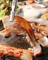 生サムギョプサル食べ放題×飲み放題 豚かん 新宿店