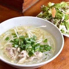 ベトナム料理 Xin chao 六本松店