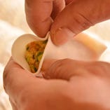 生地から練り上げた手創り点心 生地から練り上げた手創り点心