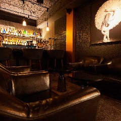 THE BAR 渋谷 by YOLO