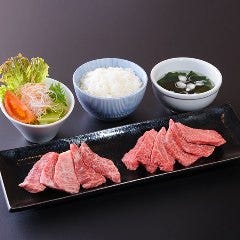 焼肉 黄金の牛 宮原店 