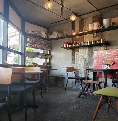 カフェ風の店内