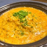 8.上海蟹肉と黒トリュフ餡かけ
土鍋チャーハン 8.上海蟹肉と黒トリュフ餡かけ
土鍋チャーハン