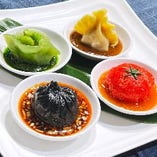 【金銀餃子4種盛り合わせ】 【金銀餃子4種盛り合わせ】
