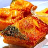 お勧め8.海老のすり身トースト揚げ(3ヶ) お勧め8.海老のすり身トースト揚げ(3ヶ)