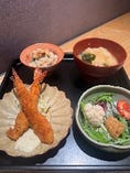 日替わりランチ 特大エビフライタルタルソース サラダ クリームスープ ご飯 デザート 日替わりランチ 特大エビフライタルタルソース サラダ クリームスープ ご飯 デザート