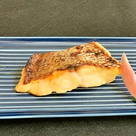 【味吉兆】西京焼き6切れセット（真鯛×2・サーモン×2・鰆×2）～湯煎するだけ簡単調理～03