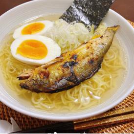 岐阜県産の鮎が丸ごと一匹入った鮎ラーメン。