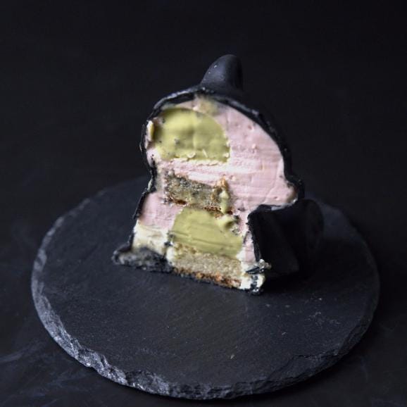 【期間限定】王冠ショートケーキ＆テディベアケーキ タワーセット：クリスマス202505