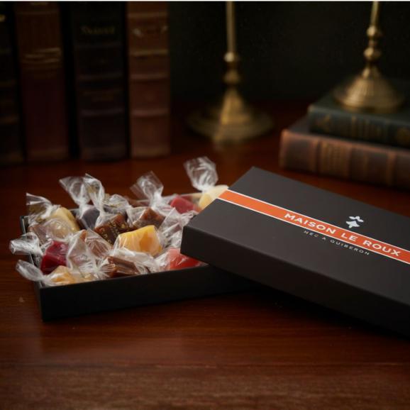 キャラメルアソートボックス16個入02