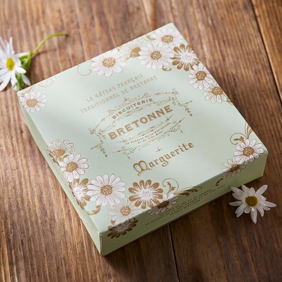 マーガレット〈発酵バターとバニラのケーク〉（1個入）06