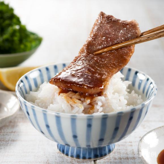 博多和牛霜降りカルビ焼肉タレづけ１ｋｇ（５００ｇ×２パック）04