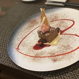 彩り豊かな本格フレンチをぜひ芦屋の当店で、お楽しみください。
