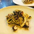 [OSTERIA O&rsquo;GIRASOLE／オステリア オ ジラソーレ（芦屋）]【イタリア地酒ワインペアリング付】原色のナポリ料理のランチコース＜3名様分＞【電子チケット】