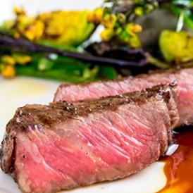 芦屋川を臨む閑静な住宅地にたたずみ、長年多くの方に愛されてきた「ベリーニ」。