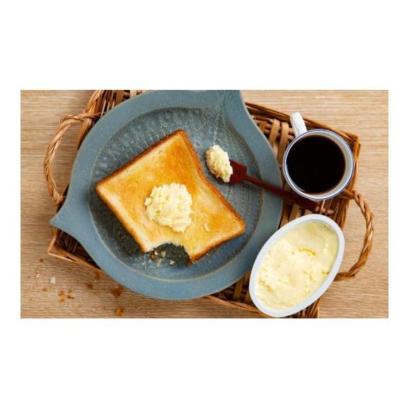 15-208 よつ葉パンにおいしい発酵バター（100ｇ）×10個03
