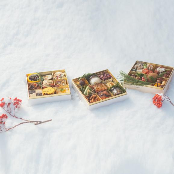 129-3 繕おせち2026|おせち 3段重 2~3人前 ヴィーガン おせち料理 新春 スイーツ 菜食 プラントベース オーガニック 26品 冷蔵 盛付済 解凍不要 野菜 お節 正月 お正月 迎春 年06