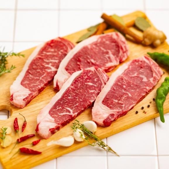 24-135 【ホワイトデー】北海道ハーブ牛ロースステーキ(640g)03