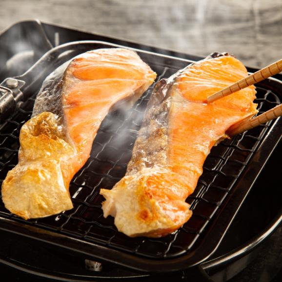 20-310 【バレンタインデー】塩紅鮭姿切身&ますいくら醤油漬けセット05