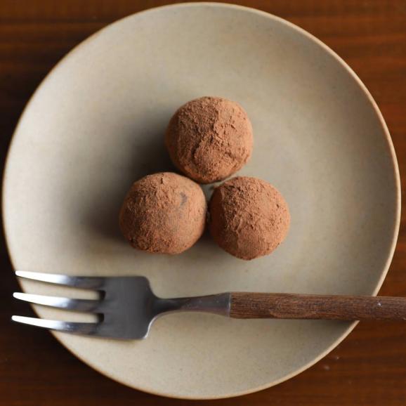 12-332 麹のトリュフ10個入り02