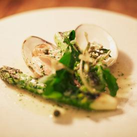 ［Bistro YEBISU（渋谷）／ミシュランガイド東京2024 掲載］《ディナーお食事券》季節のおまかせコース　＜2名様分＞