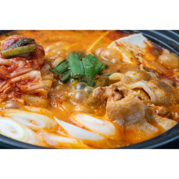オモニの食卓「キムチチゲセット1人前」韓国本場の味を食卓で楽しめるオモニの食卓シリーズ！03