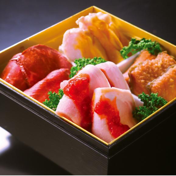 【2026おせち】【肉料理中心】冷蔵おせち三段重「和み（なごみ）」2〜4人様用｜「肉料理の多さ」が特徴のＢＩＧな冷蔵おせち！｜冷蔵｜解凍不要｜04